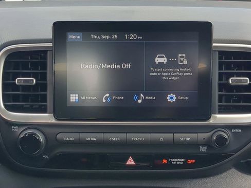 New 2026 Hyundai Venue SE FWD image 12