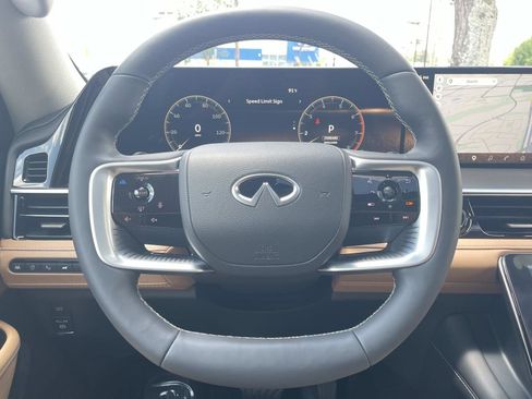 Certified 2026 INFINITI QX80 Luxe w/ Cargo Package AWD/4WD image 25