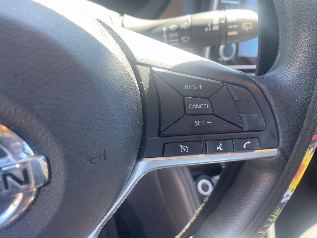 Used 2020 Nissan Kicks SV FWD image 15