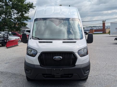 Used 2024 Ford Transit 250 148 High Roof AWD image 8