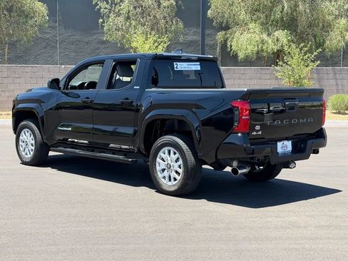 Used 2024 Toyota Tacoma SR5 AWD/4WD image 3
