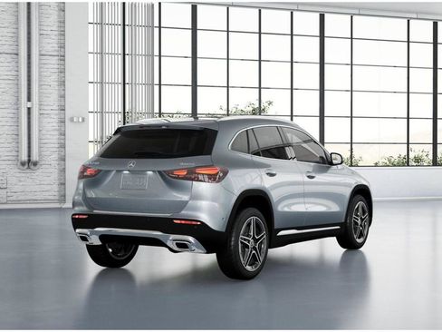 New 2026 Mercedes-Benz GLA 250 4MATIC image 22