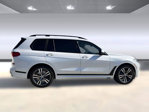 Used 2022 BMW X7 xDrive40i w/ M Sport Package image 7