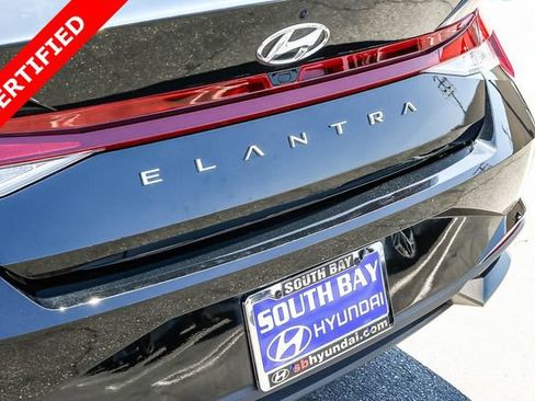 Certified 2023 Hyundai Elantra SEL w/ Convenience Package FWD image 7