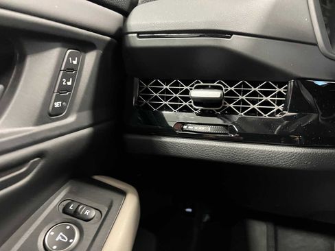 New 2025 Honda Accord EX-L image 18