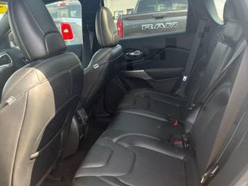 Used 2021 Jeep Cherokee Latitude Lux 80th Anniv w/ Quick Order Package 26U 80TH AWD/4WD image 10