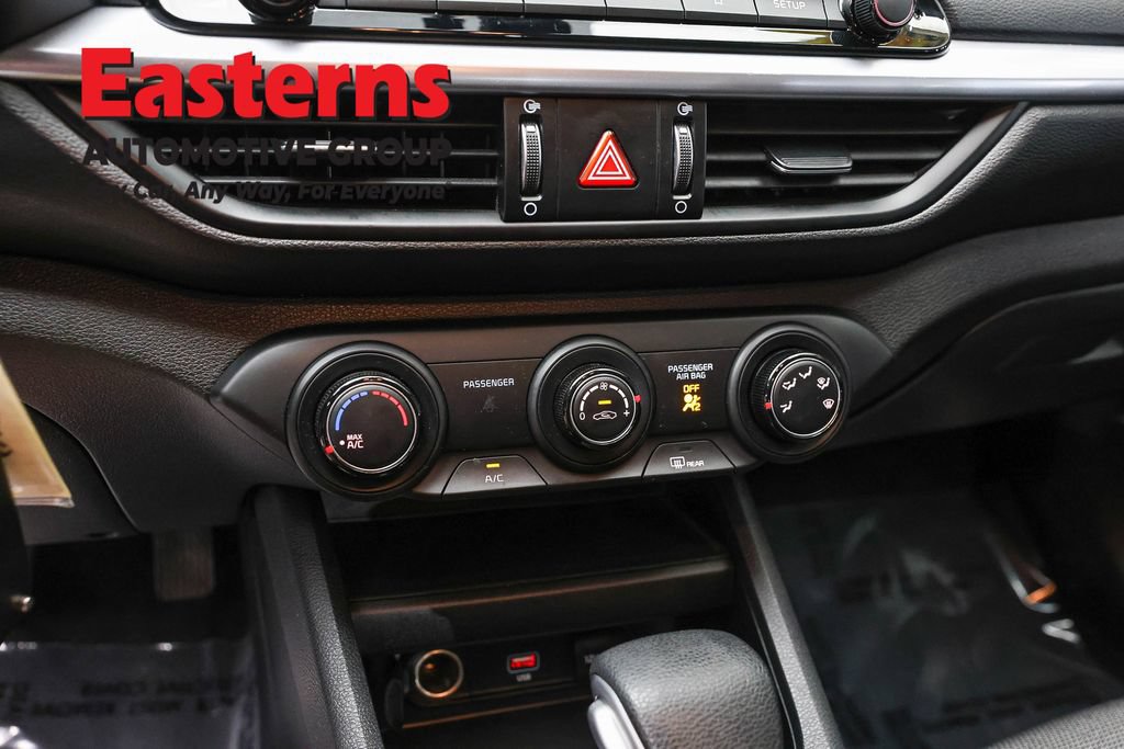 Used 2023 Kia Forte LXS w/ LXS Technology Package FWD image 21