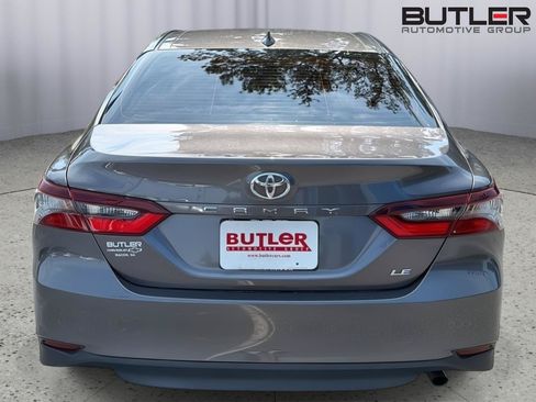 Used 2024 Toyota Camry LE FWD image 9