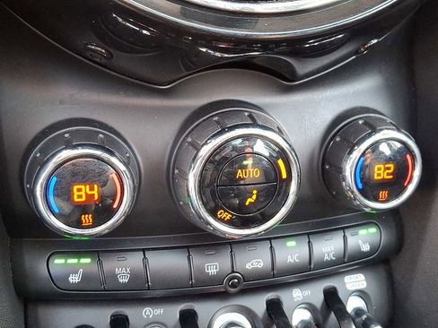 Used 2020 MINI Cooper S image 16