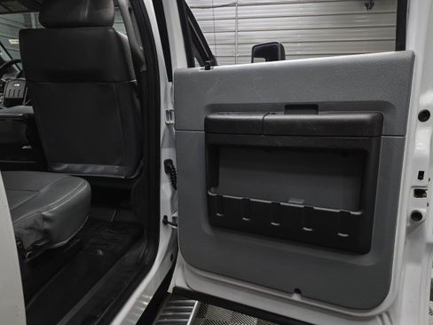 Used 2015 Ford F450 XL w/ Power Equipment Group AWD/4WD image 33