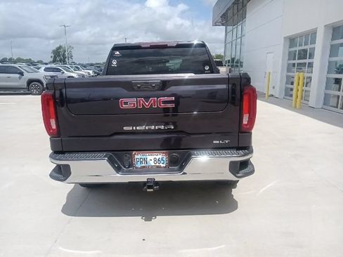 Used 2024 GMC Sierra 1500 SLT w/ SLT Premium Package AWD/4WD image 4