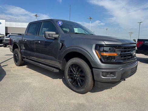 New 2026 Ford F150 XLT w/ Equipment Group 302A MID AWD/4WD image 6