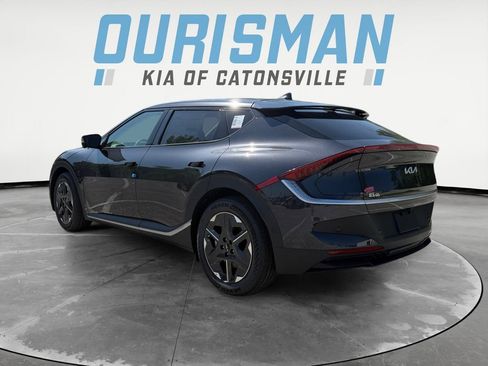 New 2025 Kia EV6 Light w/ Light LR Technology Package image 4