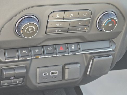 New 2026 Chevrolet Silverado 1500 Custom image 15