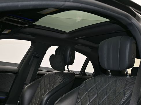 Used 2021 Mercedes-Benz S 580 4MATIC Sedan image 11