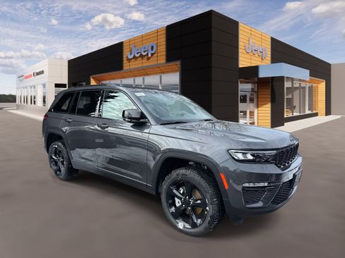 New 2025 Jeep Grand Cherokee Limited image 1