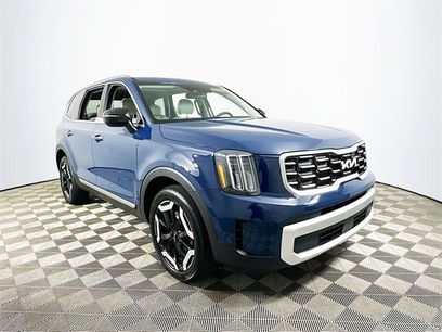 Used 2025 Kia Telluride S