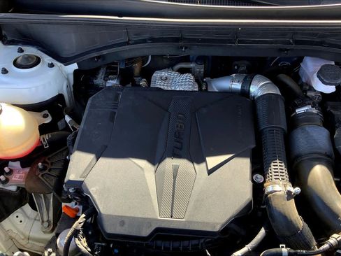 Used 2022 Kia Sorento SX Prestige w/ Rust Color Package image 32