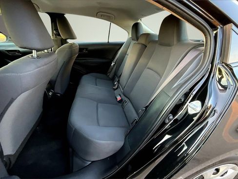 Used 2023 Toyota Corolla LE image 21