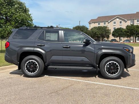 New 2026 Toyota 4Runner TRD Off-Road Premium AWD/4WD image 24