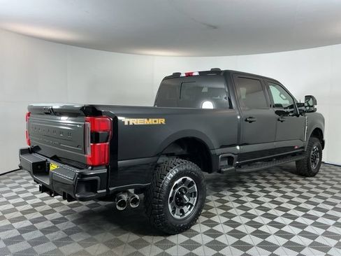 Used 2024 Ford F350 Platinum w/ Tremor Off-Road Package AWD/4WD image 4