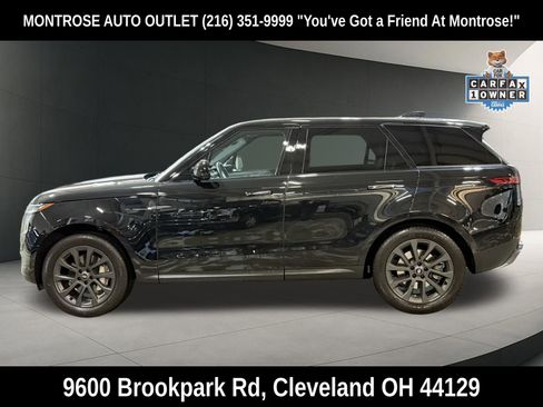 Used 2024 Land Rover Range Rover Sport SE AWD/4WD image 3