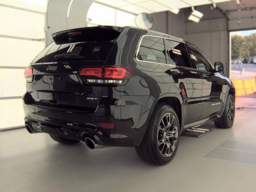 Used 2014 Jeep Grand Cherokee SRT8 w/ Luxury Group II AWD/4WD image 8