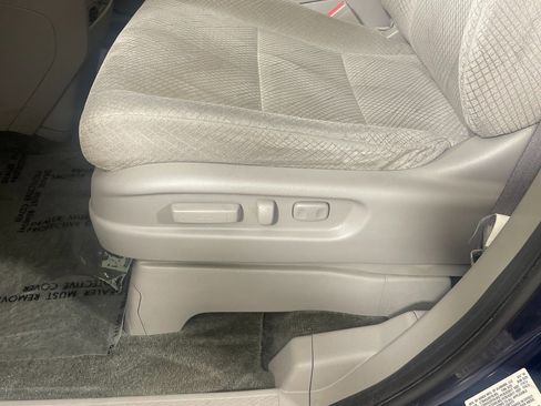 Used 2016 Honda Odyssey SE image 22