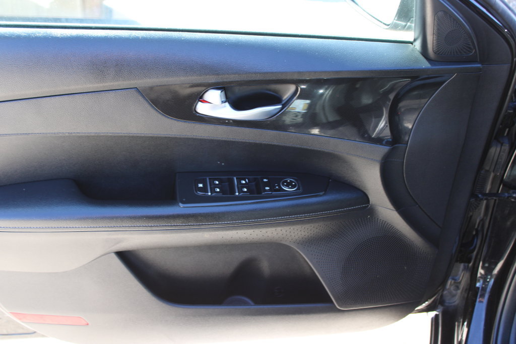 Used 2021 Kia Forte GT-Line FWD image 28
