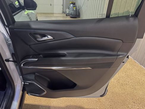 Used 2026 Chevrolet Traverse RS AWD/4WD image 23