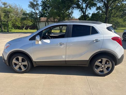 Used 2014 Buick Encore Convenience FWD image 2