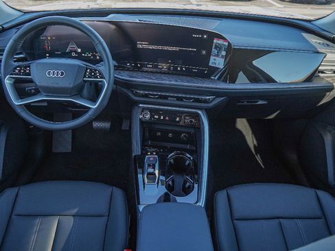 New 2025 Audi Q5 Premium Plus image 19