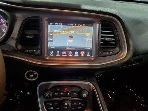 Used 2015 Dodge Challenger R/T Plus RWD image 25