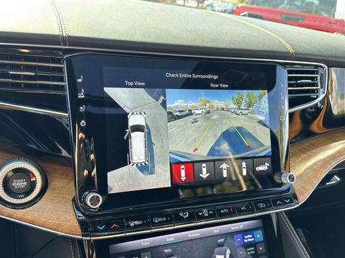 New 2023 Jeep Grand Wagoneer Series III image 25