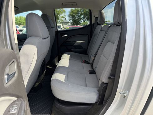 Used 2017 Chevrolet Colorado LT AWD/4WD image 22