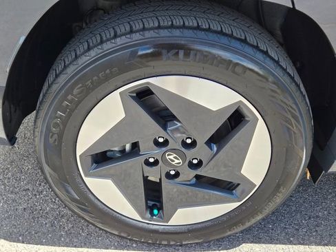 Used 2024 Hyundai Kona SEL FWD image 10