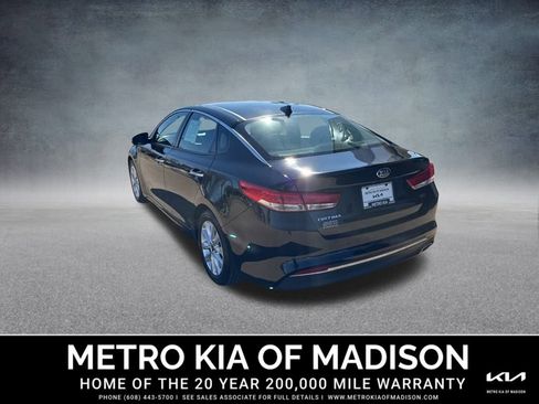 Used 2016 Kia Optima EX w/ Premium Package image 4