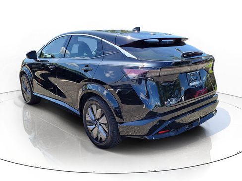 Used 2024 Nissan Ariya FWD image 3