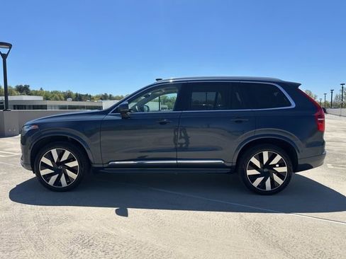 Certified 2024 Volvo XC90 T8 Ultimate w/ Protection Package AWD/4WD image 5