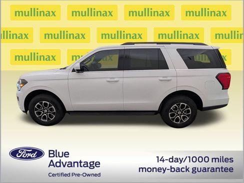 Certified 2023 Ford Expedition XLT image 10