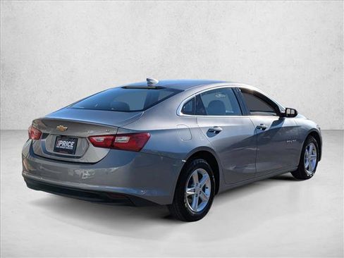 Used 2024 Chevrolet Malibu LT image 5