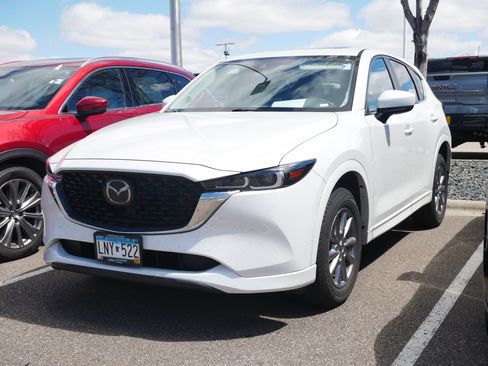 Used 2024 MAZDA CX-5 AWD 2.5 S w/ Preferred Package image 3