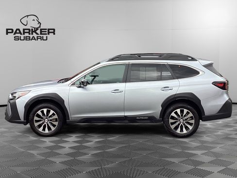 Certified 2025 Subaru Outback Limited AWD/4WD image 2