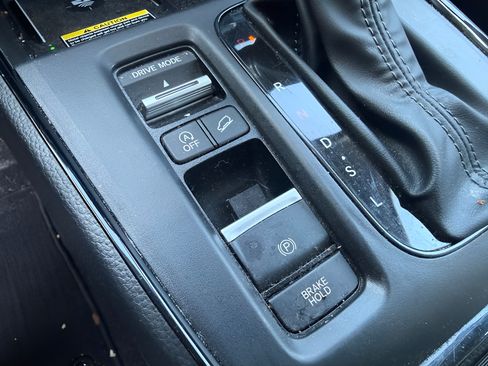 Used 2024 Honda CR-V EX-L image 30