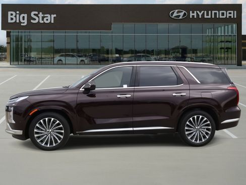 Used 2025 Hyundai Palisade Calligraphy image 2