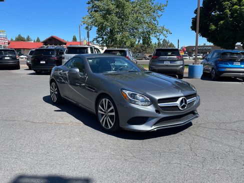 Used 2019 Mercedes-Benz SLC 300 image 7