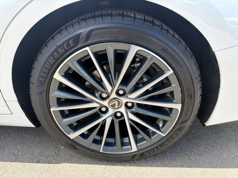 Used 2022 Lexus ES 350 w/ Premium Package FWD image 19