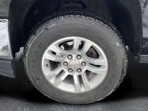 Used 2019 Chevrolet Silverado 1500 LT w/ All Star Edition image 27