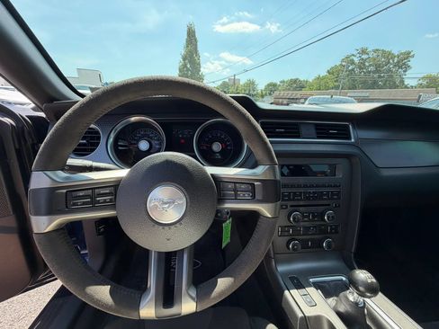 Used 2012 Ford Mustang Boss 302 w/ Boss 302 Accessory Pkg RWD image 22