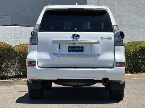 Used 2022 Lexus GX 460 Premium w/ Premium Package AWD/4WD image 8